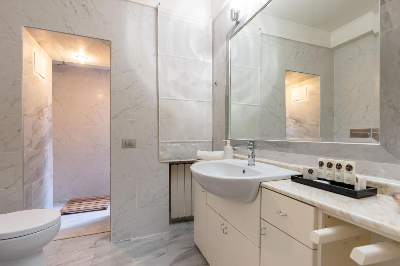 Apartamento Prince'S Suite - Budget Rooms & Apt Piazza Del Popolo *