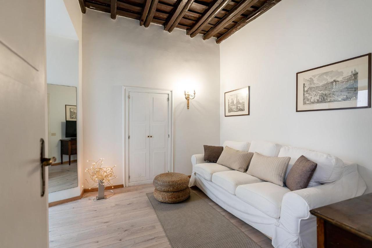 Prince'S Suite - Budget Rooms & Apt Piazza Del Popolo Apartamento *