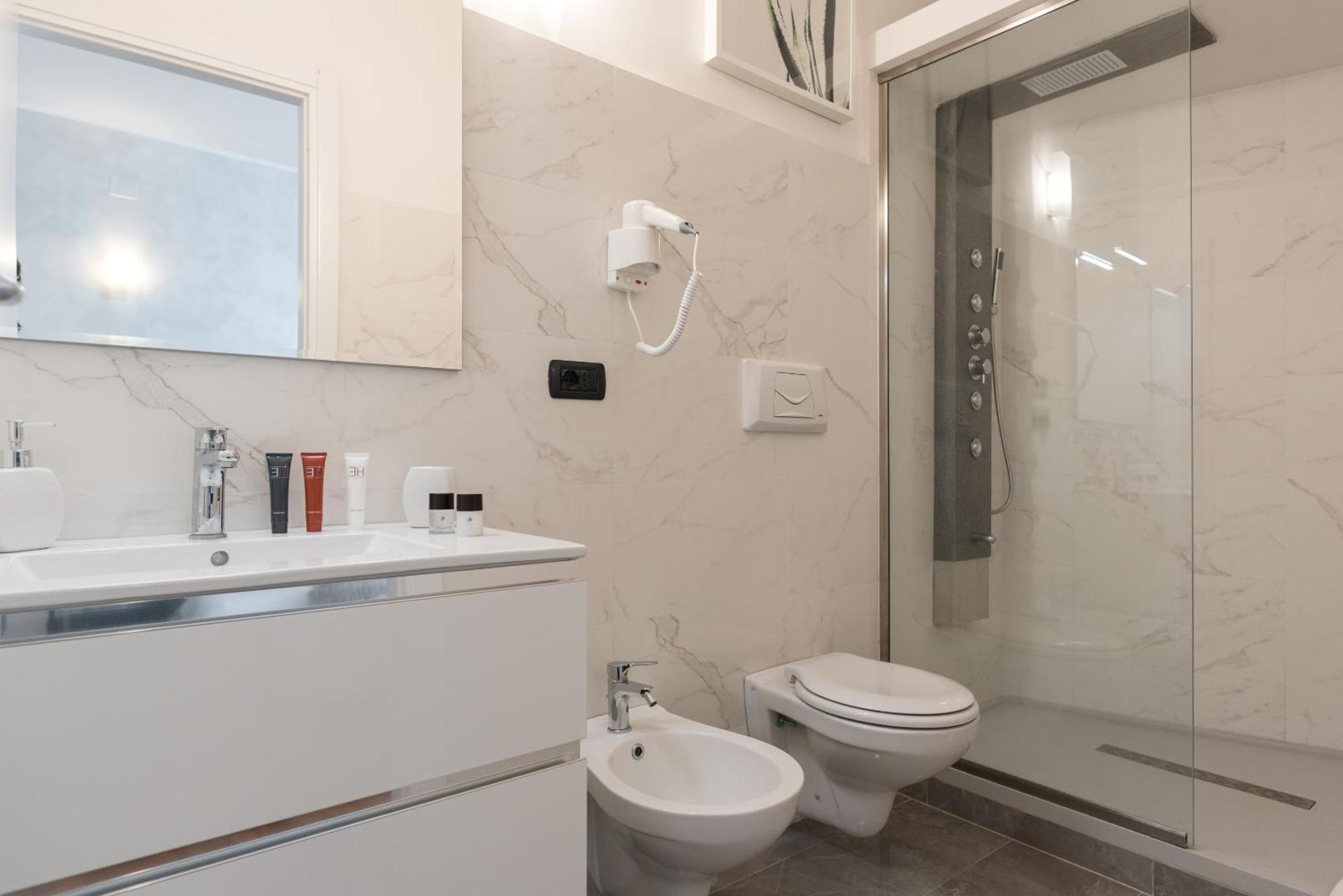 Prince'S Suite - Budget Rooms & Apt Piazza Del Popolo Apartamento *
