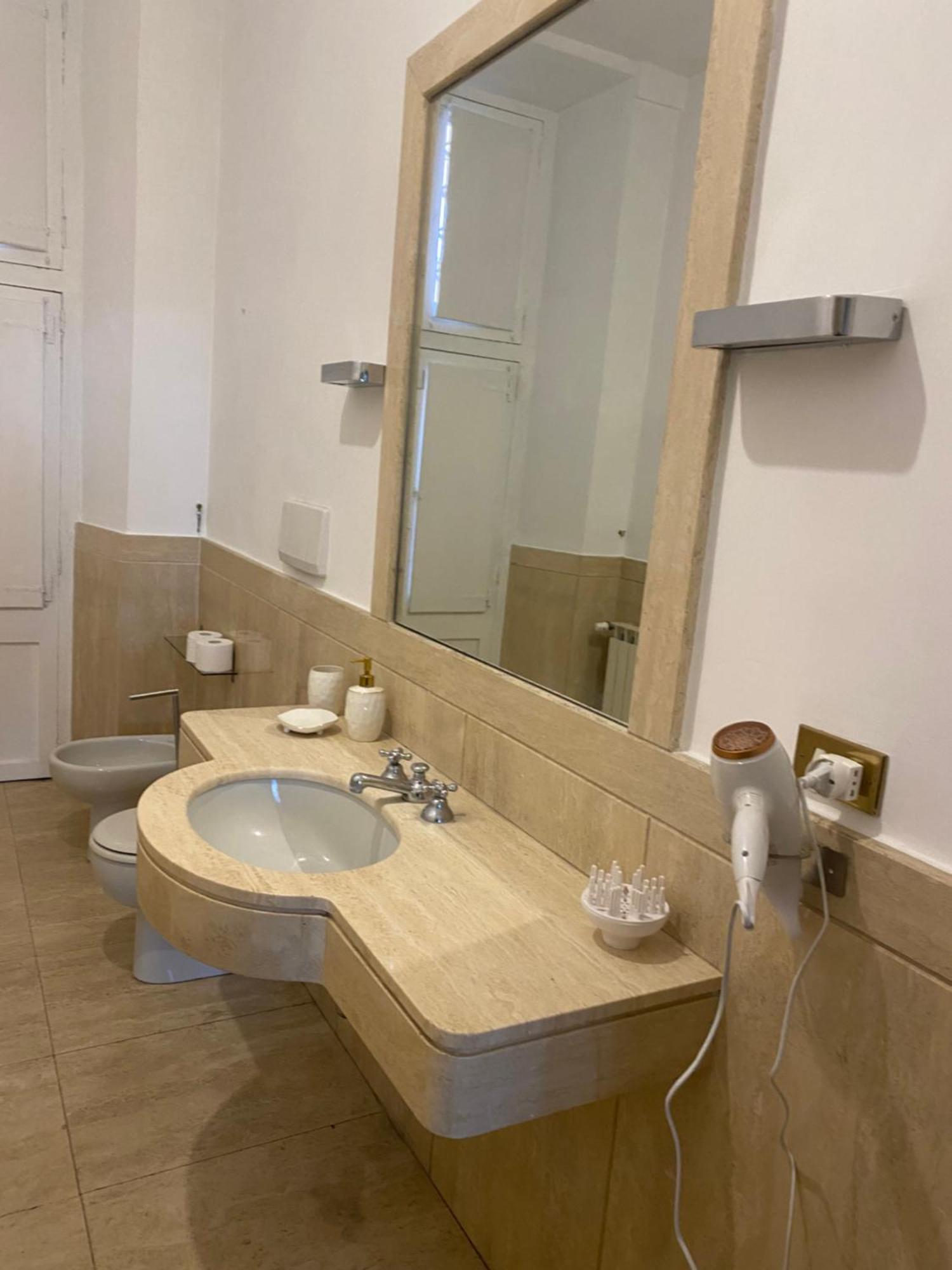 Apartamento Prince'S Suite - Budget Rooms & Apt Piazza Del Popolo